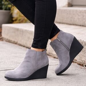 White Mountain NEW Solange Modern Minimalist Comfort Wedge Bootie 7.5M